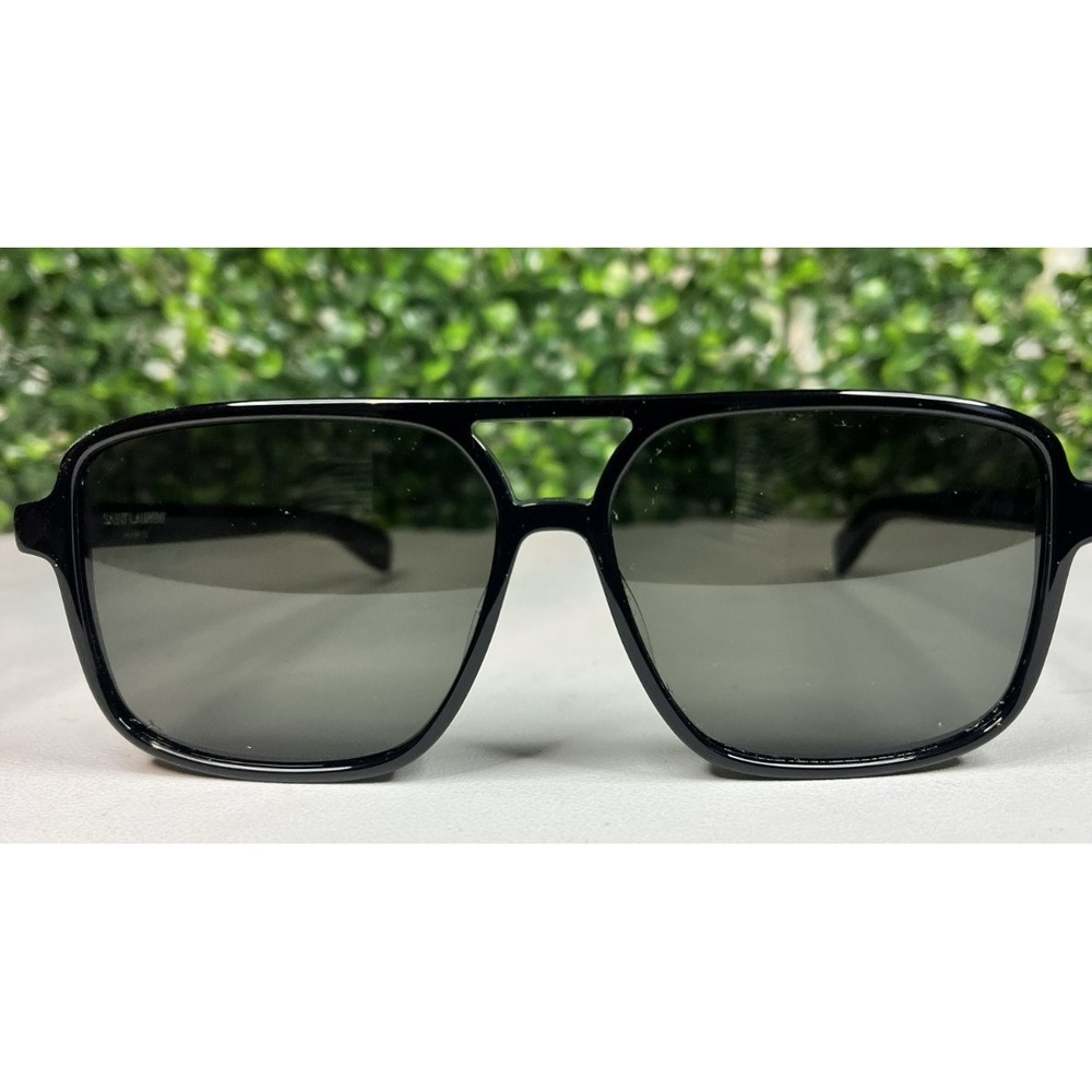 Yves Saint Laurent SL 176 001  Aviator Black Sunglasses 58mm Authentic PREOWNED
